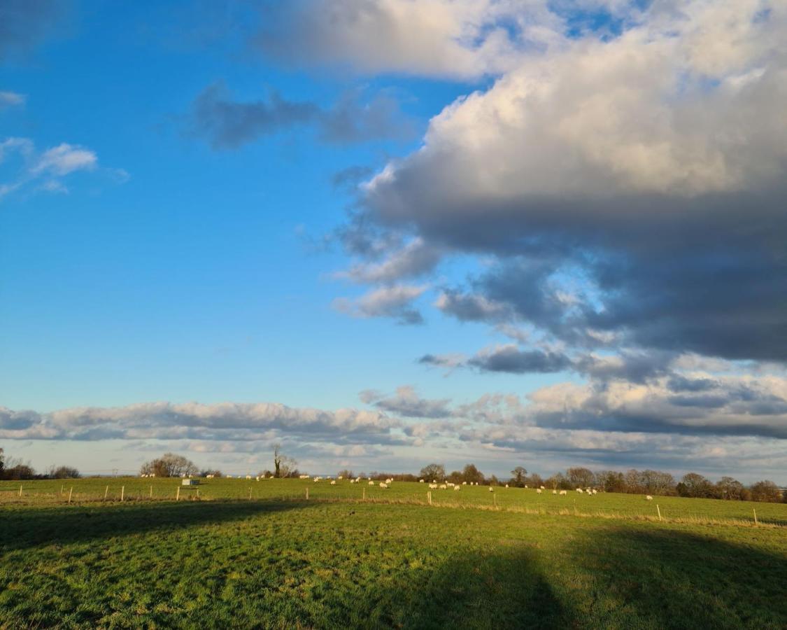 Milberry Green Meadows Warlingham Eksteriør billede